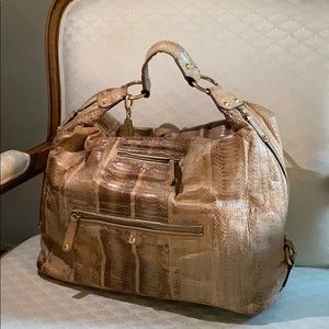 Tod’s Pashmy Sacca Hobo Bag